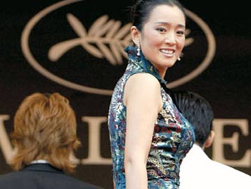 养眼：细数亚洲十大超级波霸女星